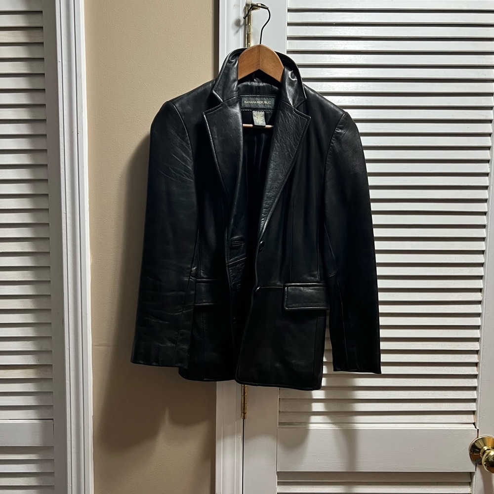 Banana Republic 100% Genuine Leather Black Blazer ( 2 )